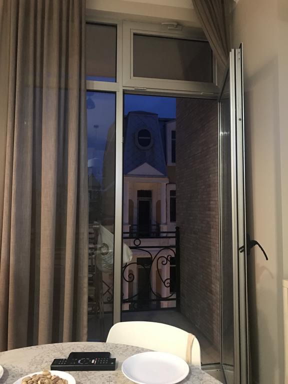 Piazza Apartment Batumi Kültér fotó
